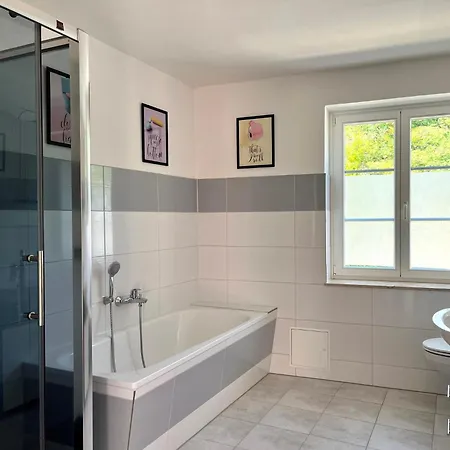 Frisch Freche 3 R דירה Dohna